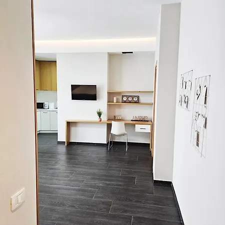 Daire Magnet 3 Self Check In