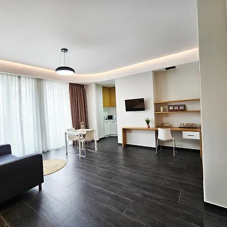 Magnet 3 Self Check In Тирана