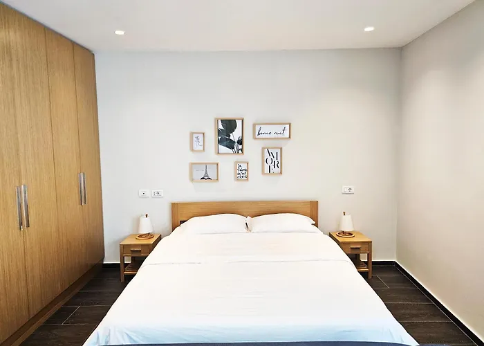 Magnet 3 Self Check In アパート ティラナ